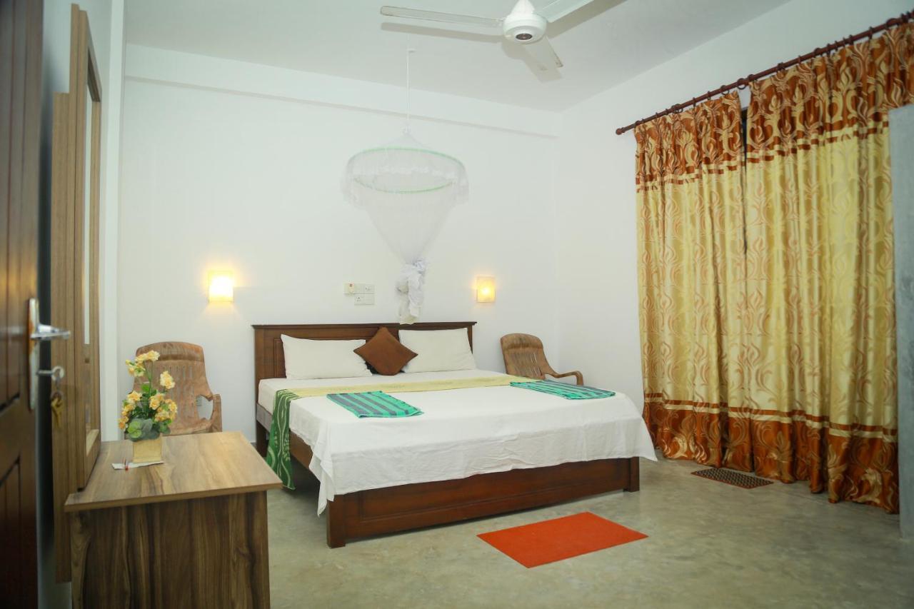 Suwa Arana Resort Мірісса Екстер'єр фото